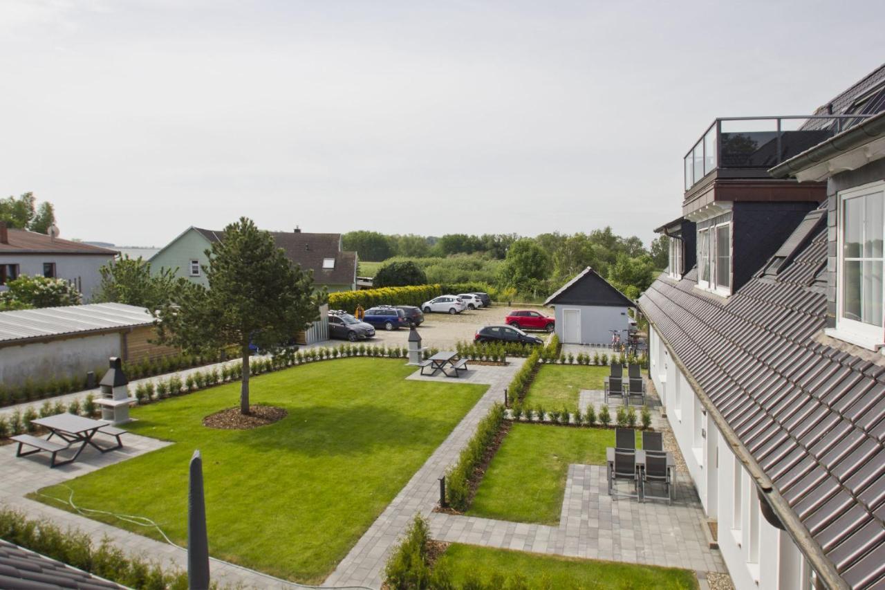 Moderne Ferienwohnung Mit Eigener Terrasse - Haus Inselwind Fewo Meersand Groß Zicker Exterior foto